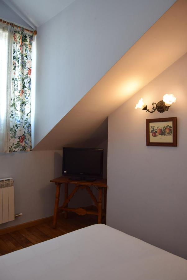 Hotel Las Casitas Del Jardin Tudela de Duero ภายนอก รูปภาพ