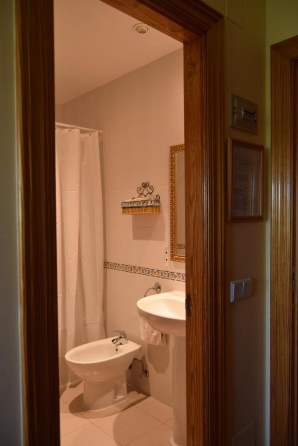 Hotel Las Casitas Del Jardin Tudela de Duero ภายนอก รูปภาพ