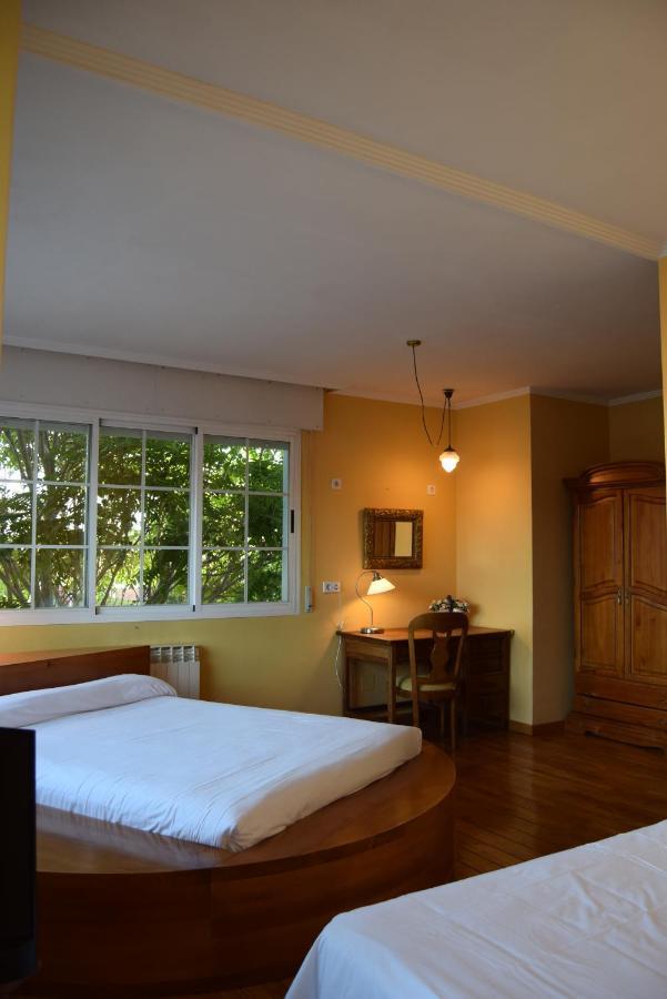 Hotel Las Casitas Del Jardin Tudela de Duero ภายนอก รูปภาพ