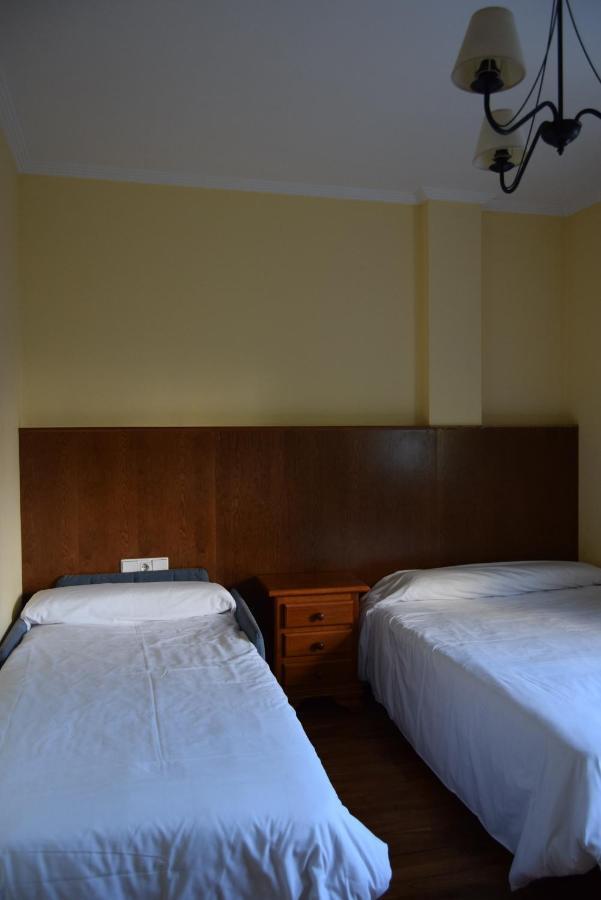 Hotel Las Casitas Del Jardin Tudela de Duero ภายนอก รูปภาพ